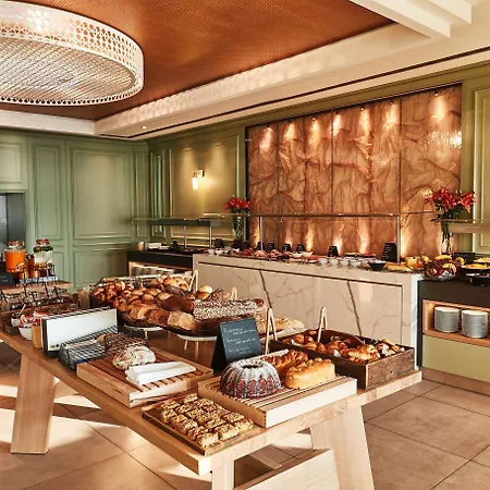 Steigenberger Inselhotel Szálloda 5*