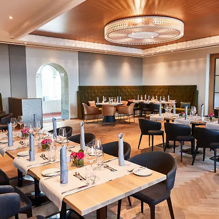 Steigenberger Inselhotel מלון 5*