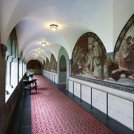 Steigenberger Inselhotel Szálloda