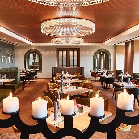 Steigenberger Inselhotel מלון