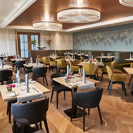 Steigenberger Inselhotel מלון 5*